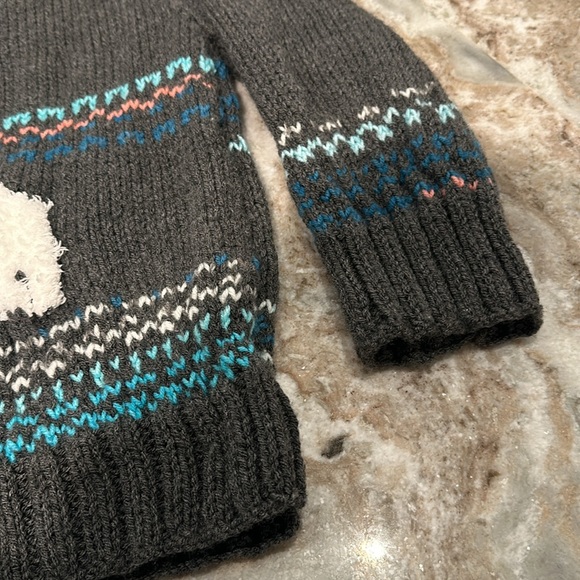 Hand knit Polar Bear Cardigan - Picture 7 of 12